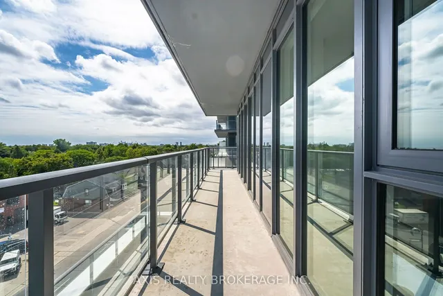 Additional image 38 of 500 Dupont St Unit 517