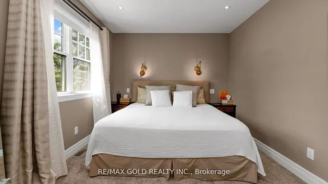 Additional image 30 of 73 Eleventh St