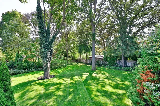 Additional image 33 of 17 Paddock Crt