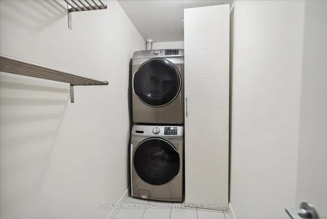 Additional image 26 of 33 Singer Crt Unit TH5