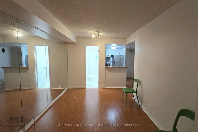 Additional image 12 of 25 Grenville St Unit 809