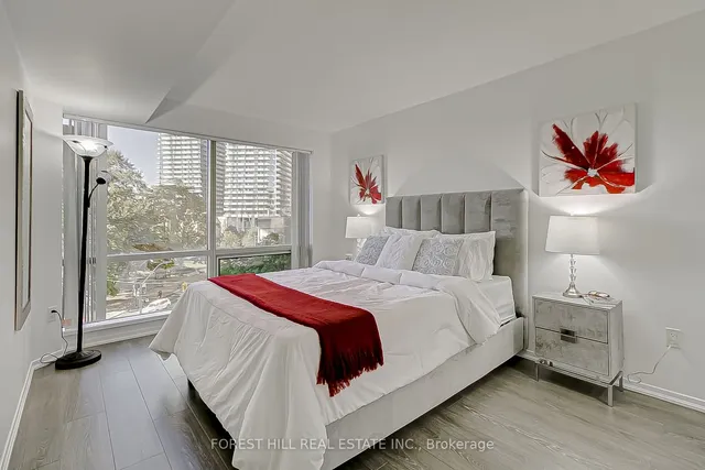 Additional image 10 of 1001 Bay St Unit 519