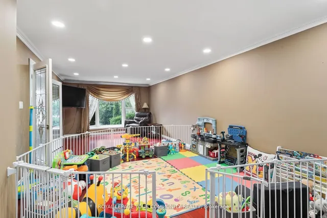 Additional image 11 of 241 Shaughnessy Blvd