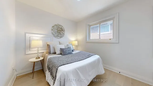 Additional image 30 of 29 Corning Rd