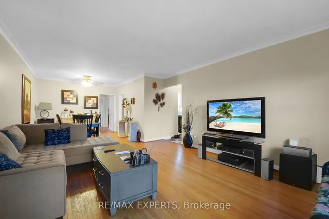 Additional image 32 of 44 Elway Crt