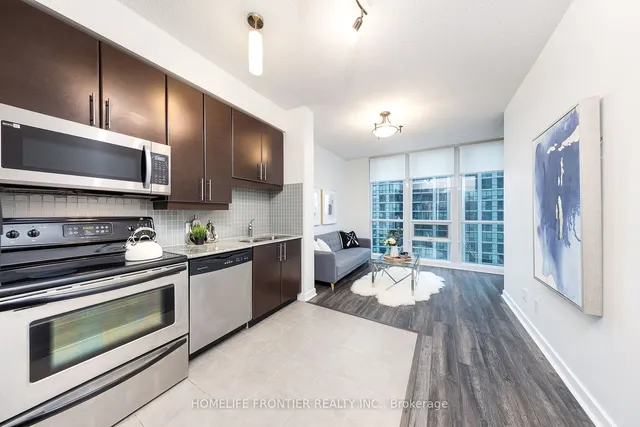 Additional image 7 of 18 Harbour St Unit 1806