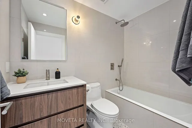 Additional image 25 of 2 Addison Cres