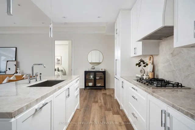 Additional image 6 of 1 Strathgowan Ave Unit 801