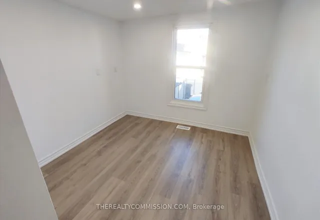 Additional image 23 of 613 Dufferin St