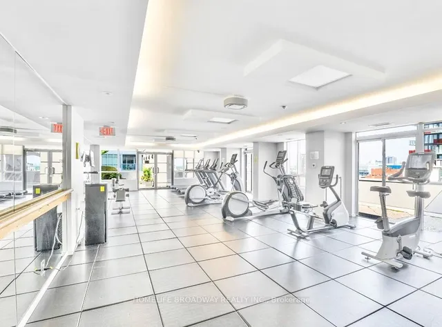 Additional image 22 of 140 Simcoe St Unit 911