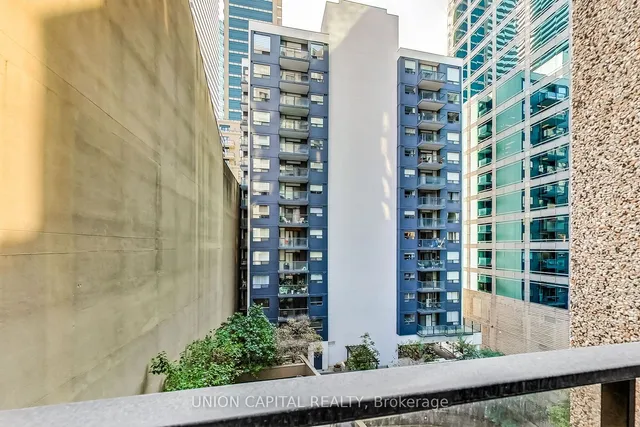 Additional image 20 of 55 Bloor St Unit 608