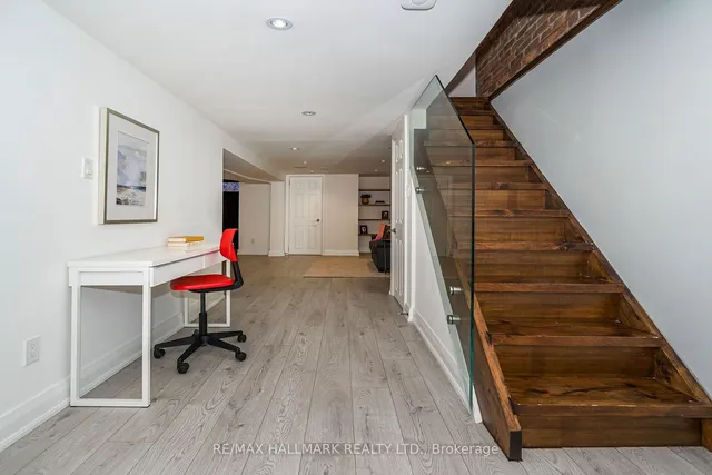 Additional image 35 of 104 Monarch Park Ave