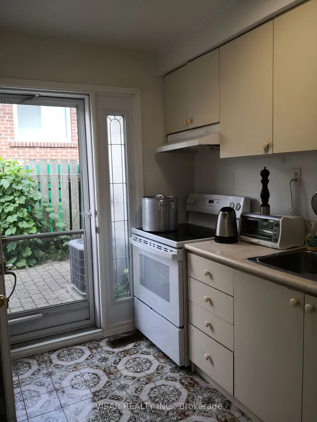 Additional image 14 of 68 Bickerton Cres