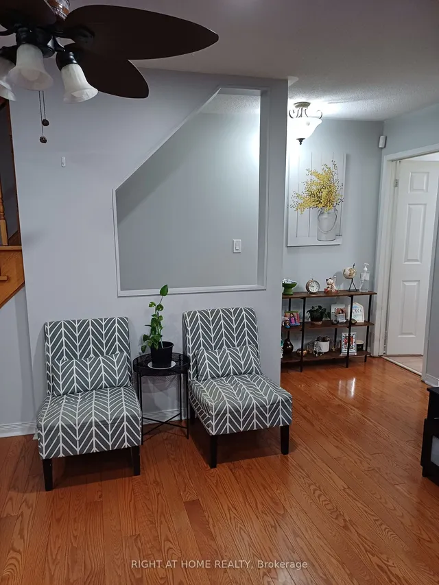 Additional image 6 of 29 Rosebank Dr Unit 212