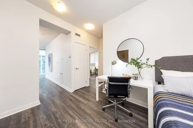 Additional image 20 of 18 Harbour St Unit 1806