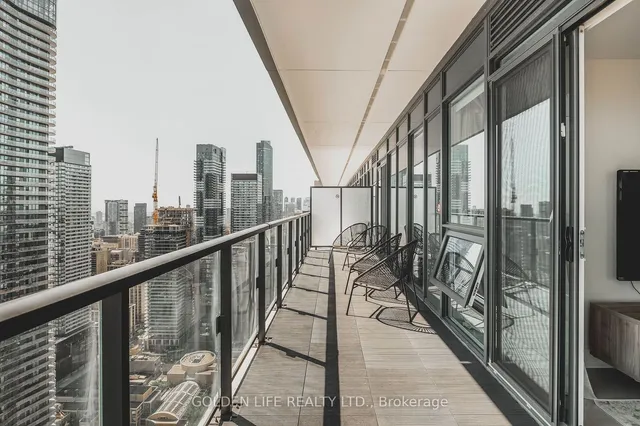 Additional image 7 of 955 Bay St Unit 4007