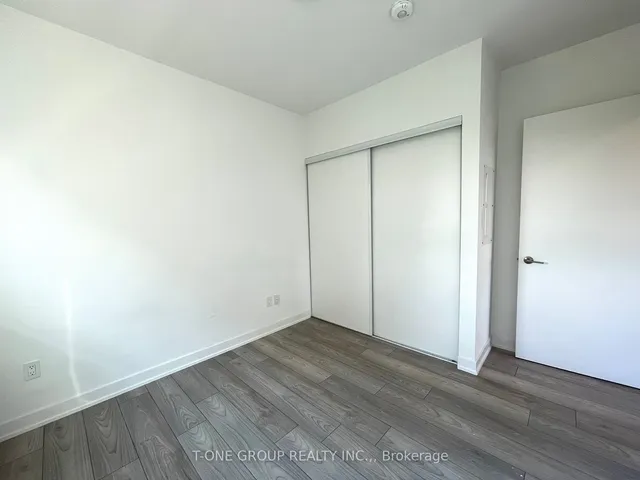 Additional image 13 of 8 Tippett Rd Unit 215