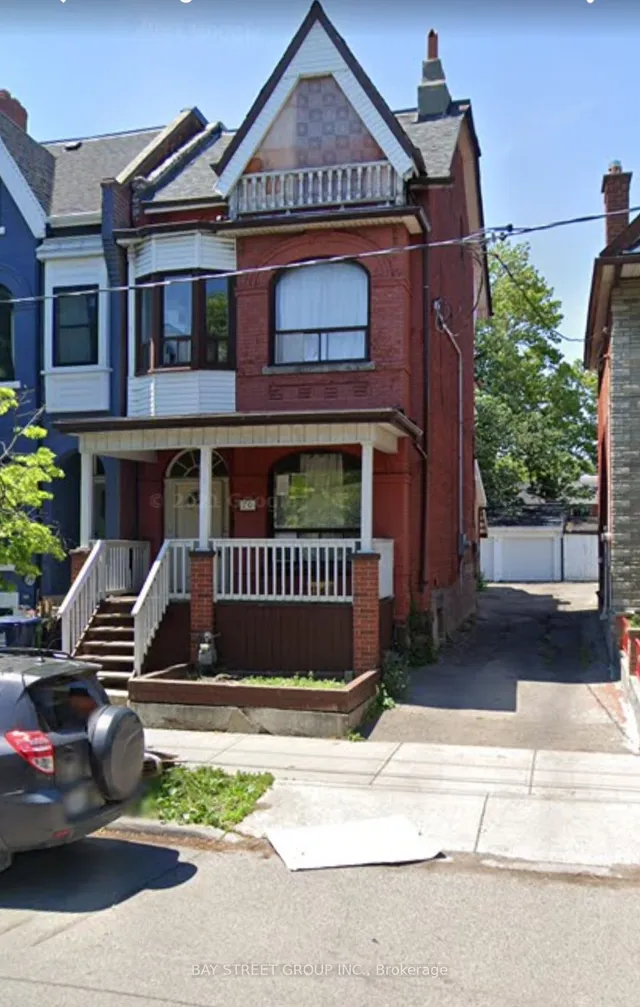 Additional image 36 of 70 Lansdowne Ave