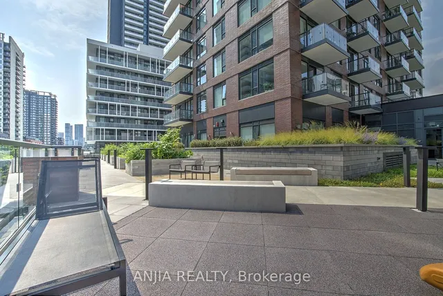 Additional image 22 of 35 Tubman Ave Unit #513