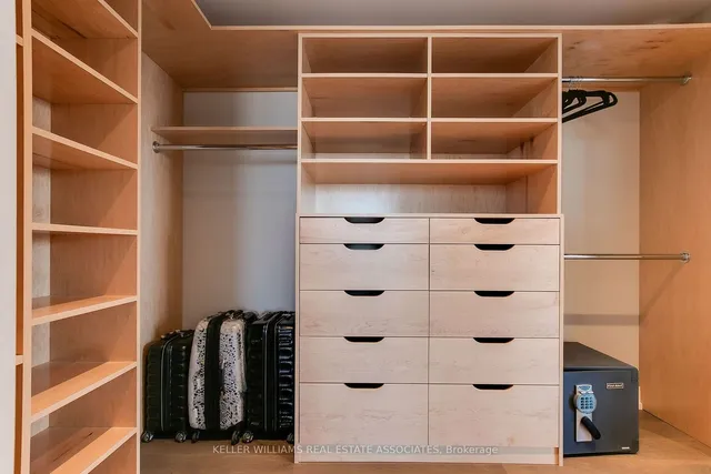 Additional image 28 of 90 Stadium Rd Unit 1002