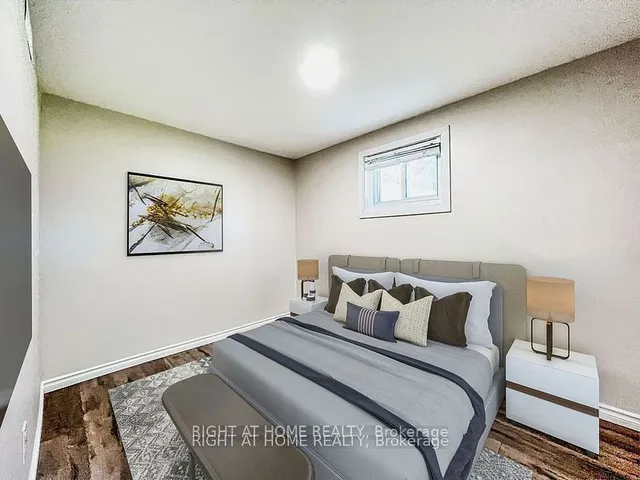 Additional image 32 of 90 Merkley Sq