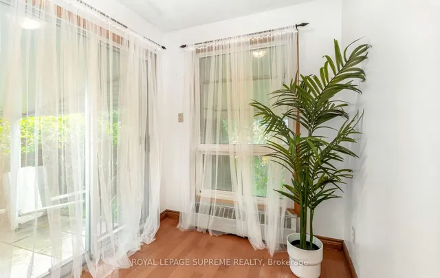 Additional image 19 of 34 Woodgate Dr