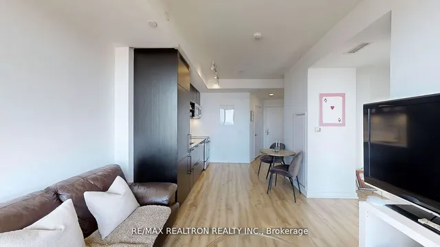 Additional image 7 of 135 East Liberty St Unit 2012