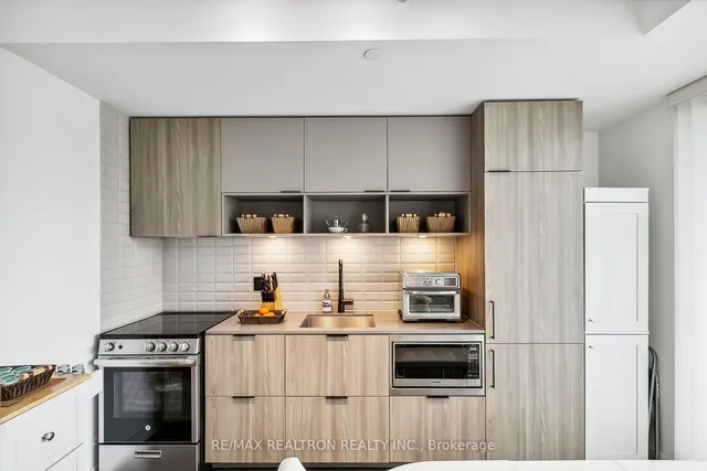 Additional image 24 of 60 Tannery Rd Unit 615