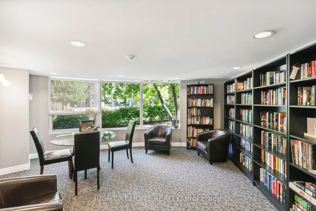 Additional image 24 of 18 Valley Woods Rd Unit PH104