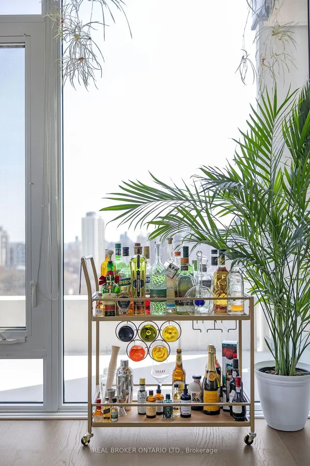 Additional image 5 of 5 Soudan Ave Unit 2004