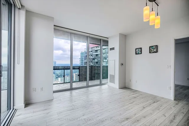 Additional image 9 of 8 Eglinton Ave Unit 2705