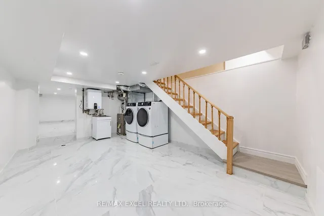 Additional image 30 of 75 Harvie Ave