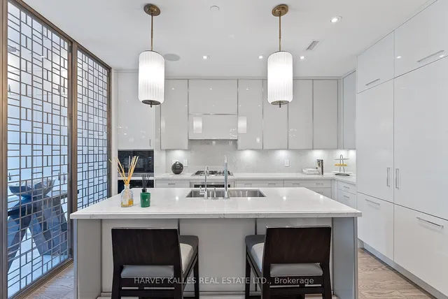 Additional image 9 of 127 Pears Ave Unit TH1