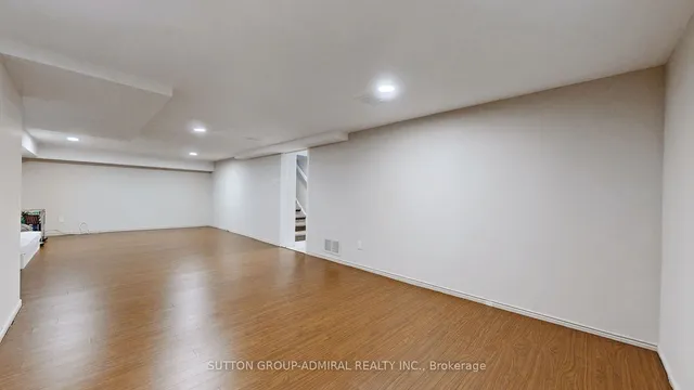 Additional image 32 of 114 Lord Seaton Rd