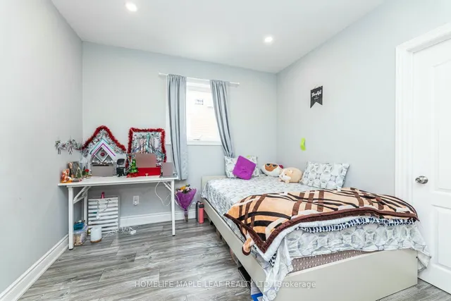 Additional image 14 of 9 Hertford Ave