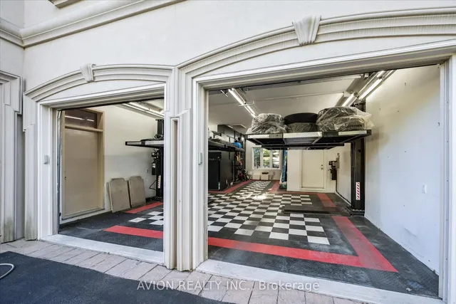 Additional image 38 of 22 Leacroft Cres