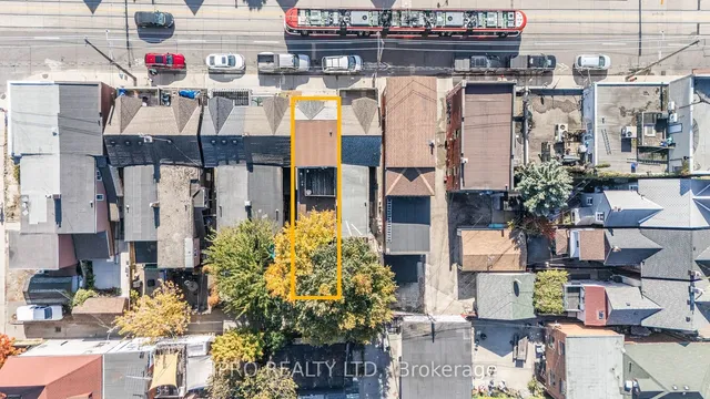 Additional image 25 of 1244 College St