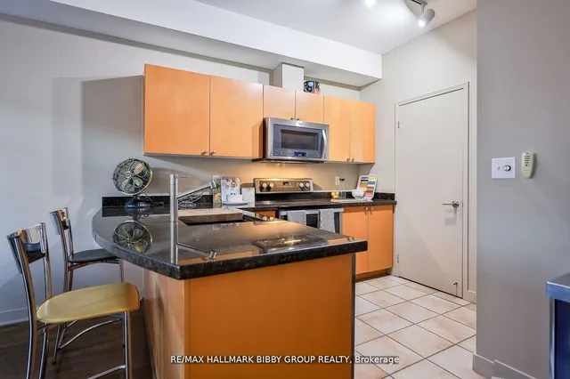 Additional image 14 of 500 Richmond St Unit 315