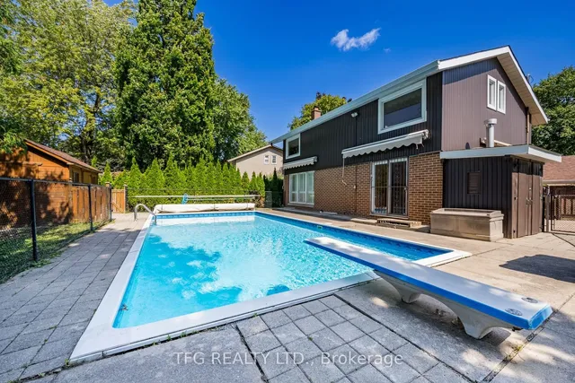 Additional image 28 of 12 Arlene Cres