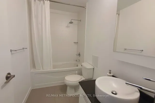 Additional image 13 of 500 Sherbourne St Unit 1811