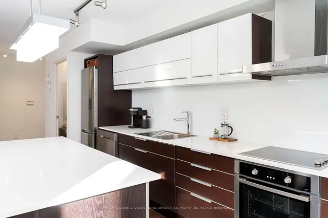 Additional image 10 of 205 Frederick St Unit 702
