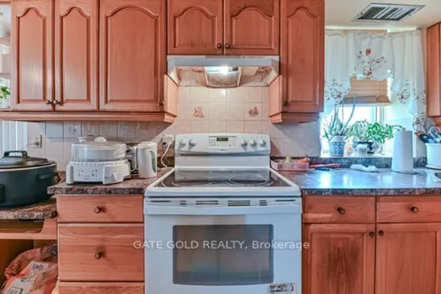 Additional image 14 of 2470 Eglinton Ave Unit 706