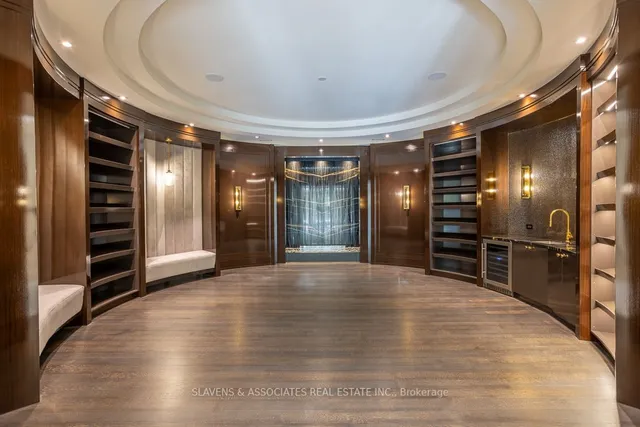 Additional image 34 of 15 Tudor Gate