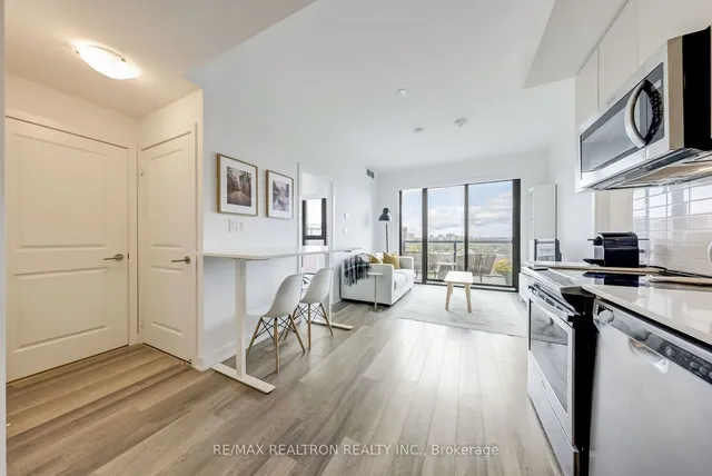 Additional image 6 of 2799 Kingston Rd Unit 907