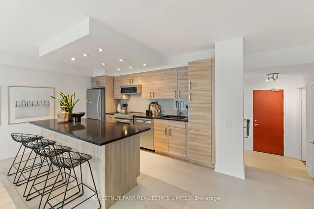 Additional image 5 of 2181 Yonge St Unit 311