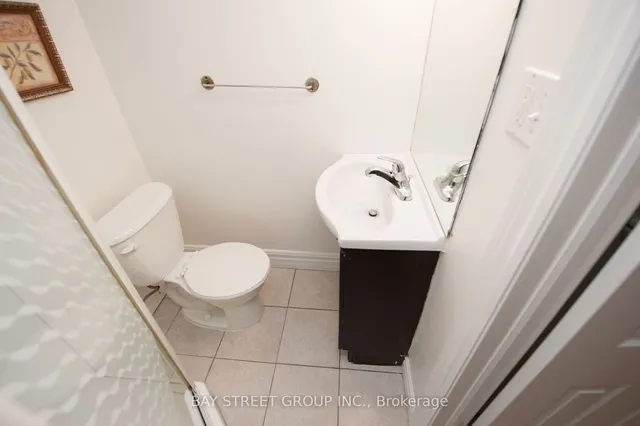 Additional image 38 of 36 Brahms Ave