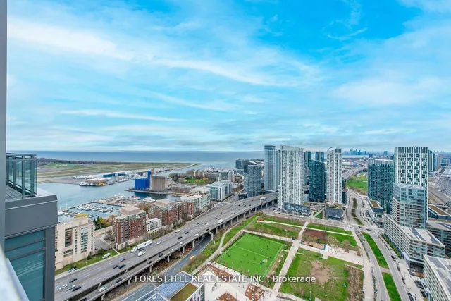 Additional image 36 of 15 Fort York Blvd Unit PH01