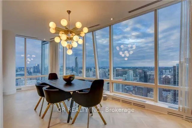 Additional image 6 of 180 University Ave Unit 5504