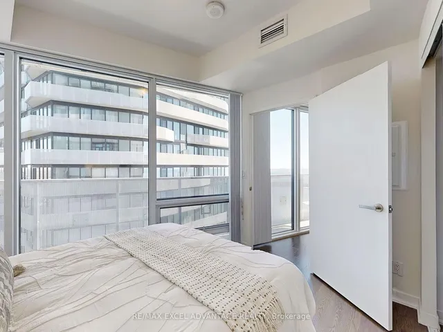 Additional image 17 of 100 Harbour St Unit 6707