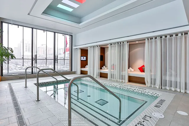 Additional image 34 of 180 University Ave Unit 4707